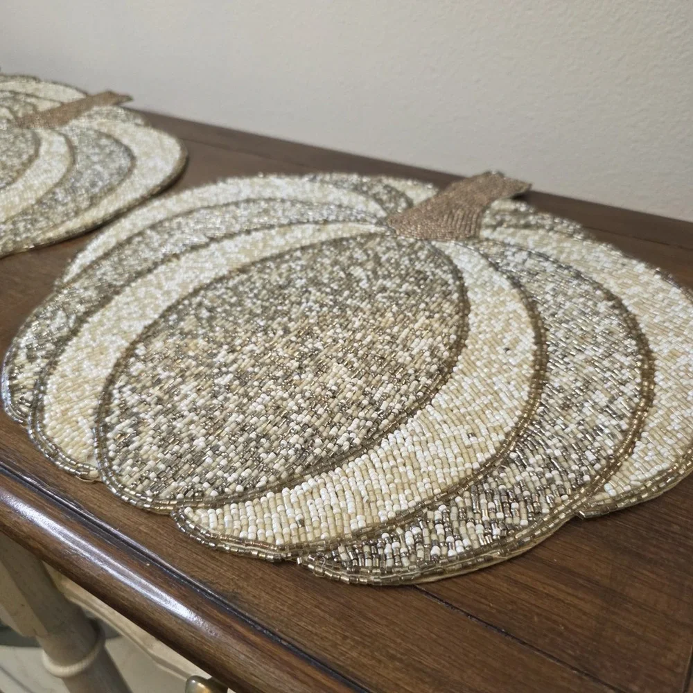 4 Bed Bath & Beyond Beaded Pumpkin Placemats Gold Ivory Fall Thanksgiving